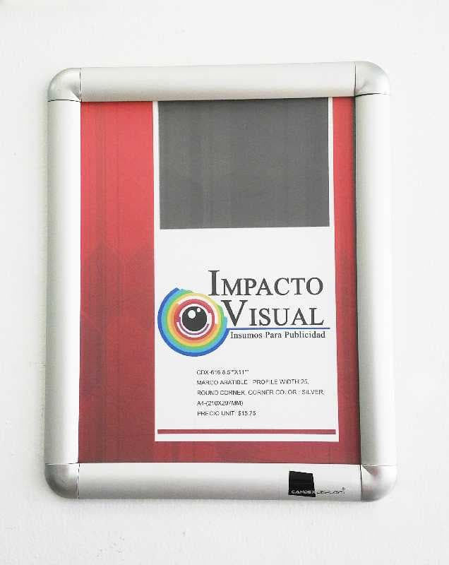 MARCO ABATIBLE PERFIL DE ALUMINIO  25MM MEDIDA APROXIMADA  A-4  8.5X14 ESQUINA CURVA PLATEADA CON PELICULA PROTECTORA EN PVC RIGIDO DE 0.5MM
