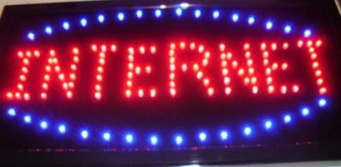 LETRERO LED  INTERNET MEDIDA APROXIMADA  25X48 CM