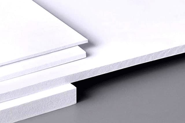 LÁMINA PVC ESPUMOSO BLANCO ESPESOR 18MM MEDIDA 1.22*2.44 METROS ( 4*8 PIES) DENSITY 0.50G/CM3