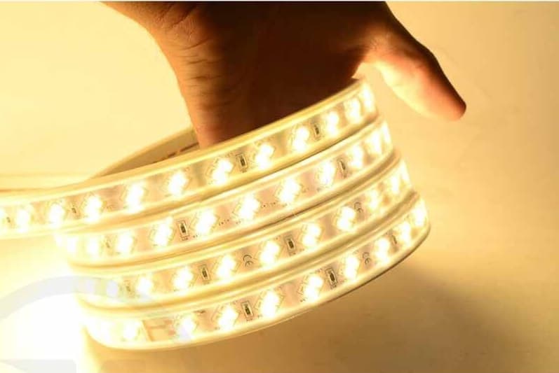 MANGUERA LED STRIP AC110V 5730 120 LED POR METRO 12MM DE ANCHO ROLLO *50 METROS COLOR BLANCO CALIDO